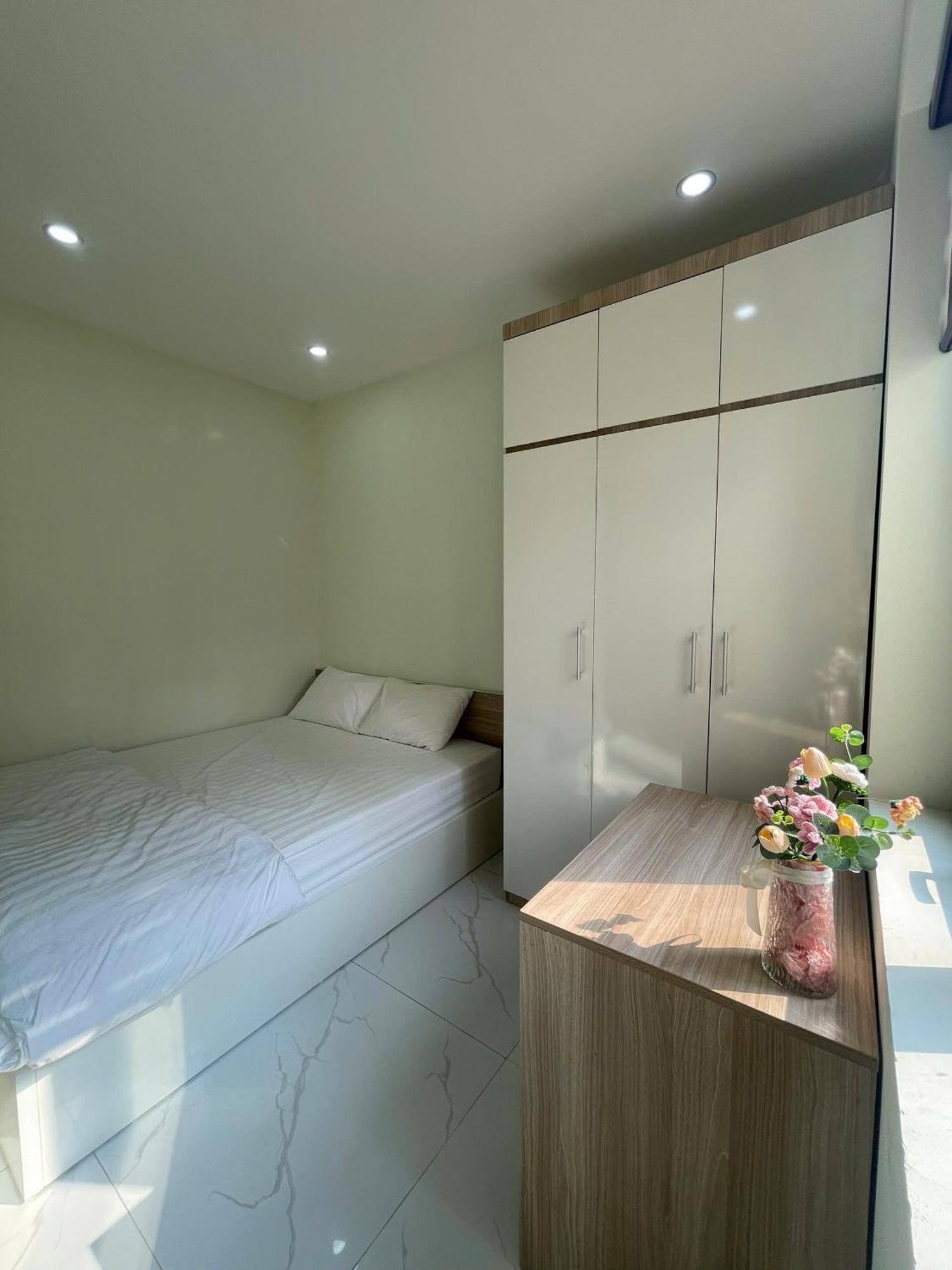 Era Apartment Xuan Thuy Hanoï Extérieur photo