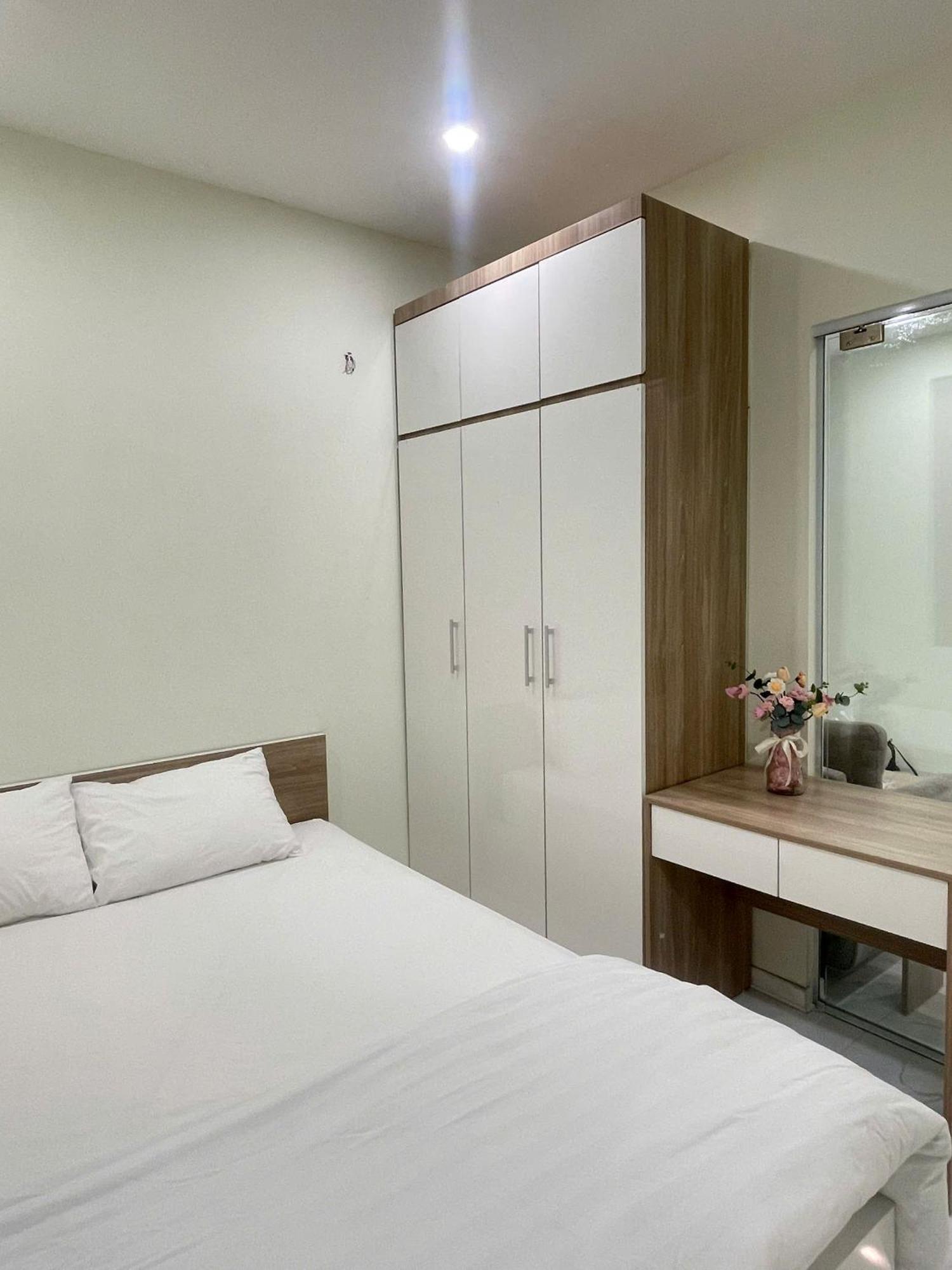 Era Apartment Xuan Thuy Hanoï Extérieur photo